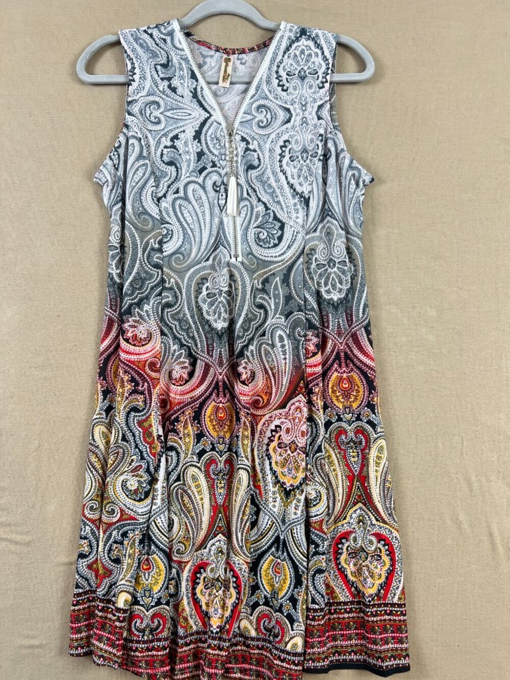 Shoreline‎ Boho Paisley Ombre Border Print V-Neck Dress Medium Festival Resort